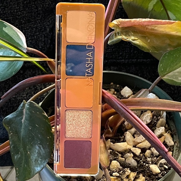 NATASHA DENONA Eyeshadow Palette In Pez - Picture 8 of 8